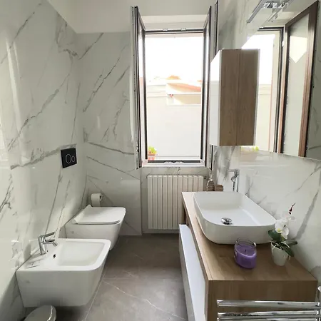 A Due Passi Dal - Con Terrazza Апартаменты